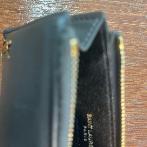 YSL Grey Card Holder with Gold Logo - Picture 6 of 6